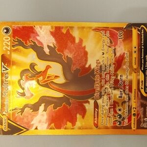 Set of 7 pokemon cards